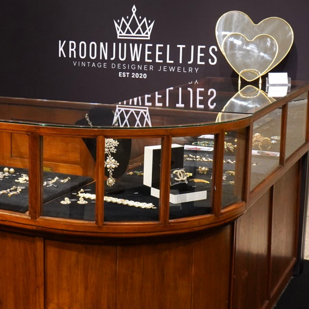 Over Kroonjuweeltjes